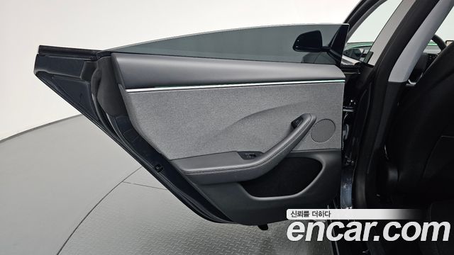 Tesla Model 3 2025 — photo 15