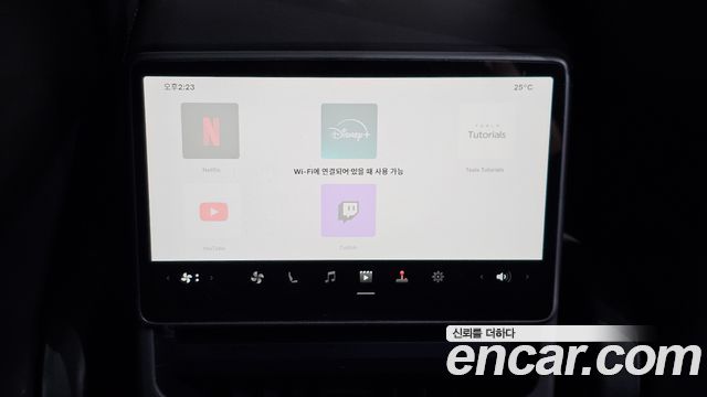 Tesla Model 3 2025 — photo 29