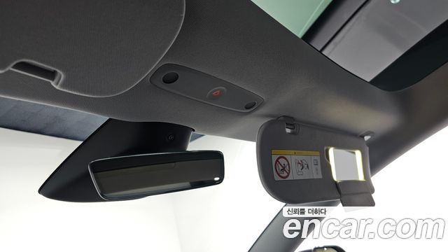 Tesla Model 3 2025 — photo 31