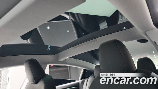 Tesla Model 3 2025 — photo 32