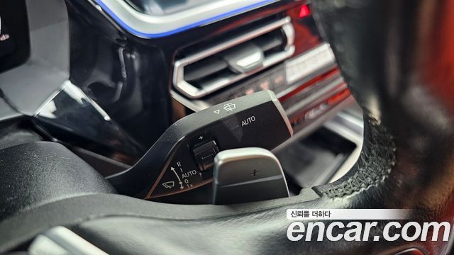 BMW Z4 2021 — photo 18