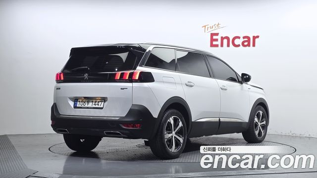 Peugeot 5008 2021 — photo 2