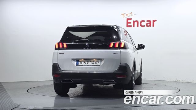 Peugeot 5008 2021 — photo 4