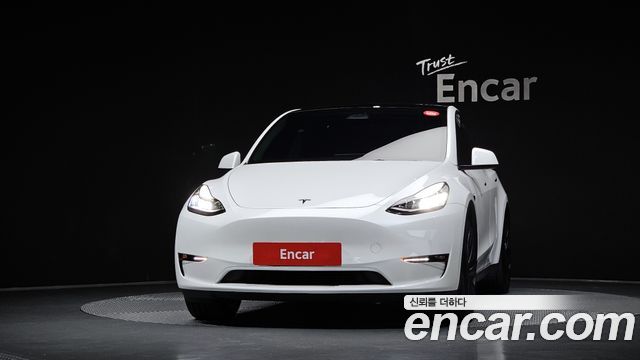 Tesla Model Y 2022 — photo 3