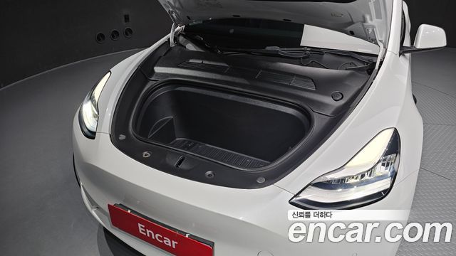 Tesla Model Y 2022 — photo 6