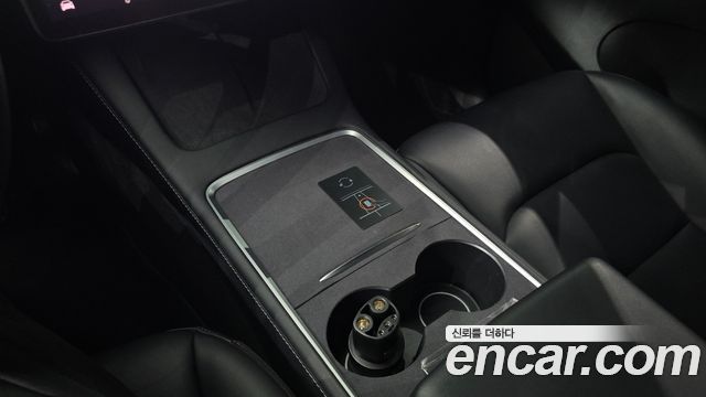Tesla Model Y 2022 — photo 26