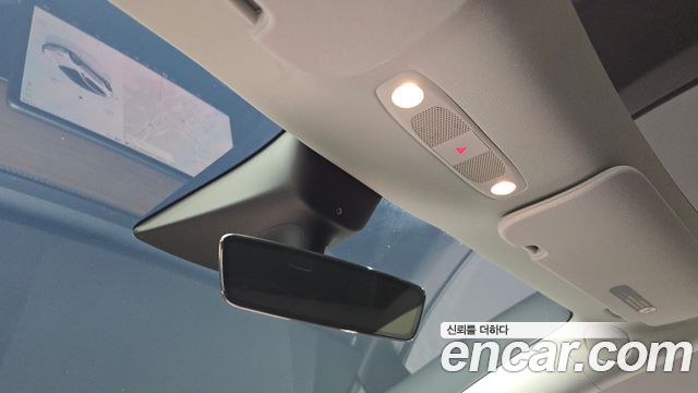 Tesla Model Y 2022 — photo 27