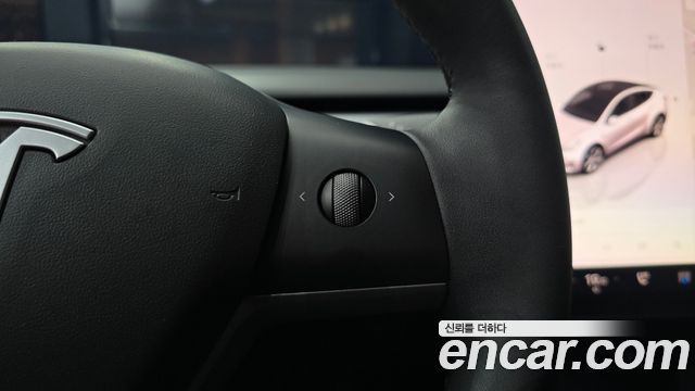 Tesla Model Y 2022 — photo 31