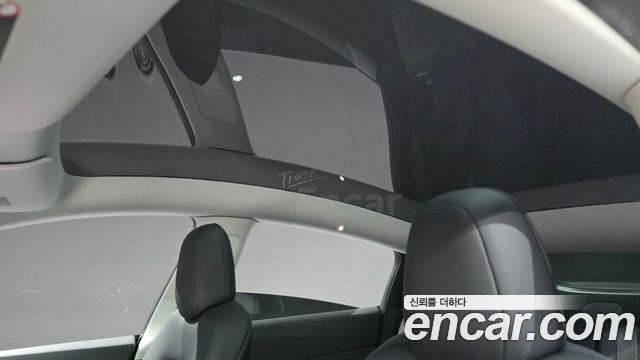 Tesla Model Y 2022 — photo 33