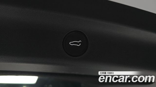 Tesla Model Y 2022 — photo 34