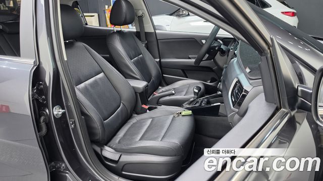 Kia Stonic 2019 — photo 17