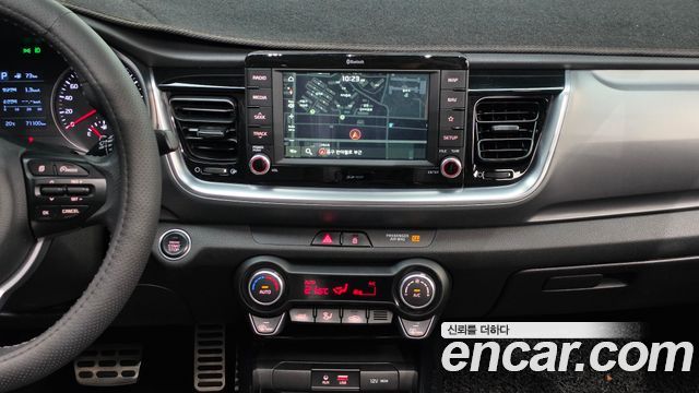 Kia Stonic 2019 — photo 21