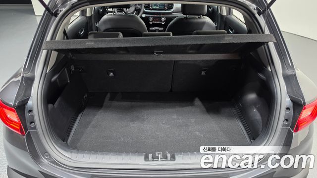 Kia Stonic 2019 — photo 32