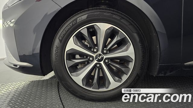 Kia K8 2022 — photo 5