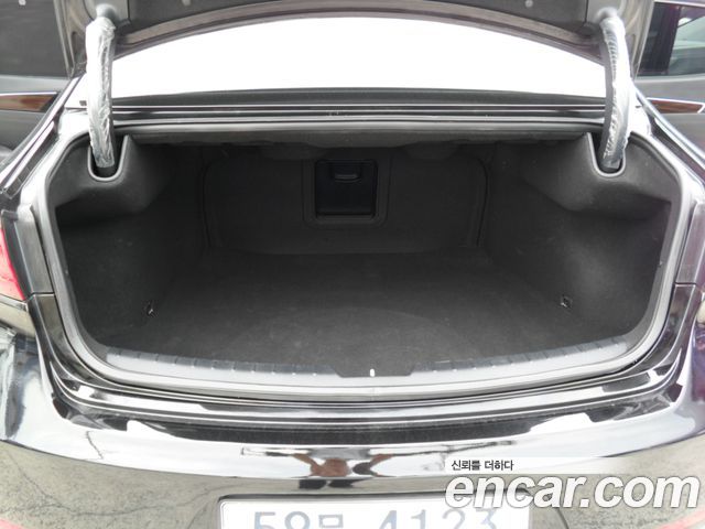 Kia K7 2019 — photo 12