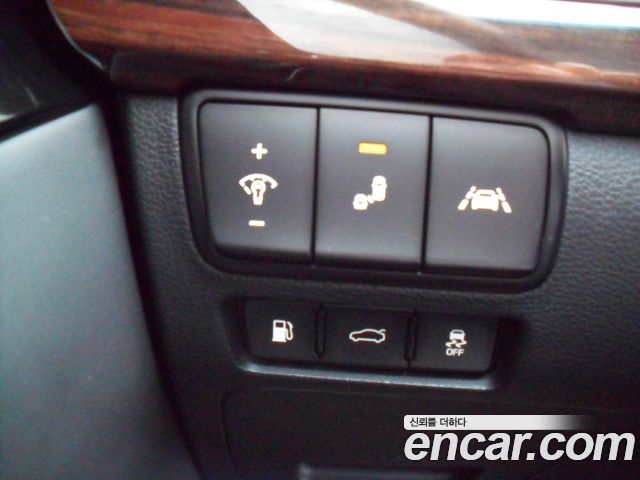 Kia K7 2019 — photo 15