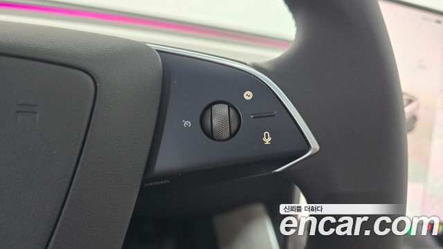 Tesla Model Y 2026 — photo 21