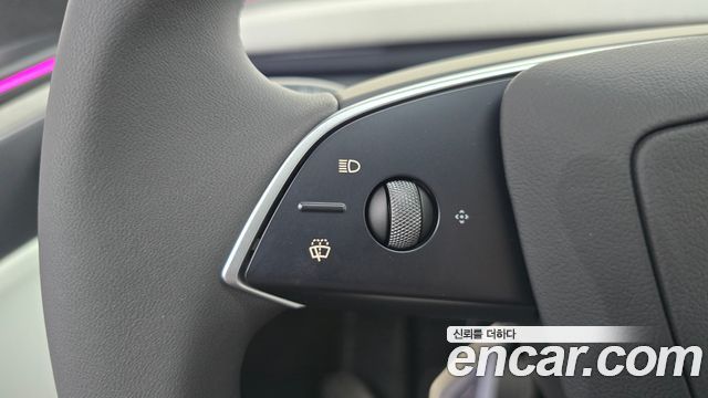 Tesla Model Y 2026 — photo 22