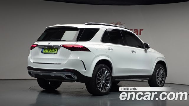 Mercedes-Benz GLE-Class 2025 — photo 2