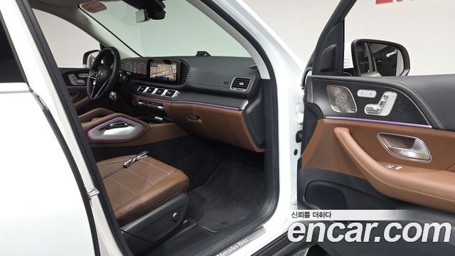 Mercedes-Benz GLE-Class 2025 — photo 17