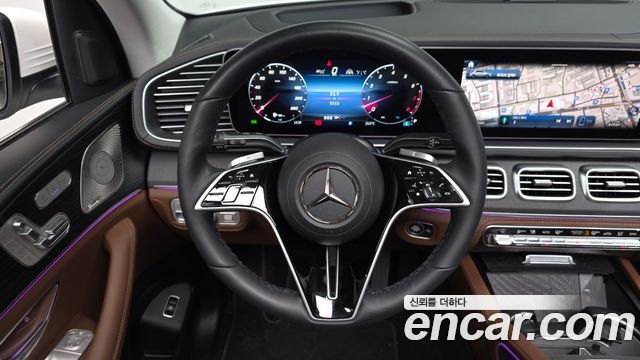 Mercedes-Benz GLE-Class 2025 — photo 19