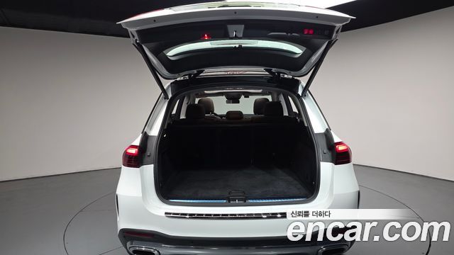Mercedes-Benz GLE-Class 2025 — photo 26