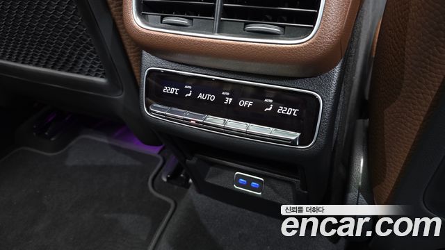 Mercedes-Benz GLE-Class 2025 — photo 34