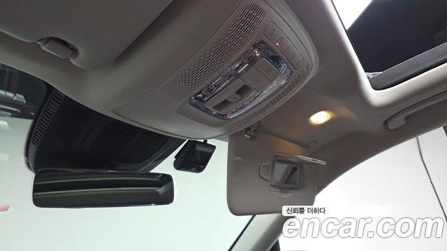 Mercedes-Benz GLE-Class 2025 — photo 38