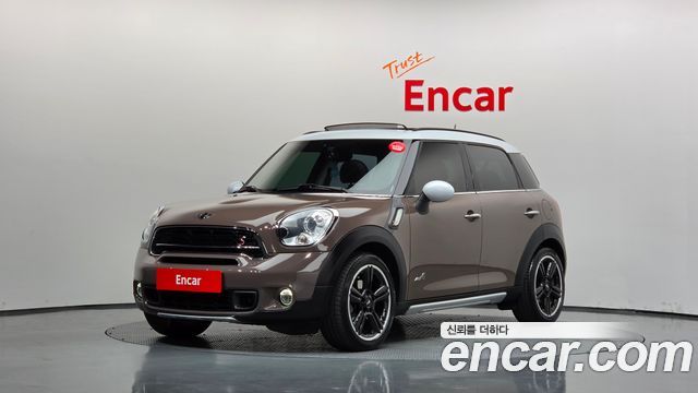 Mini Countryman 2015 — photo 1