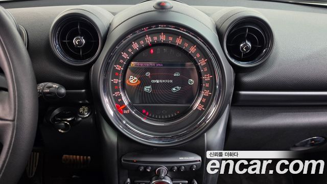 Mini Countryman 2015 — photo 14