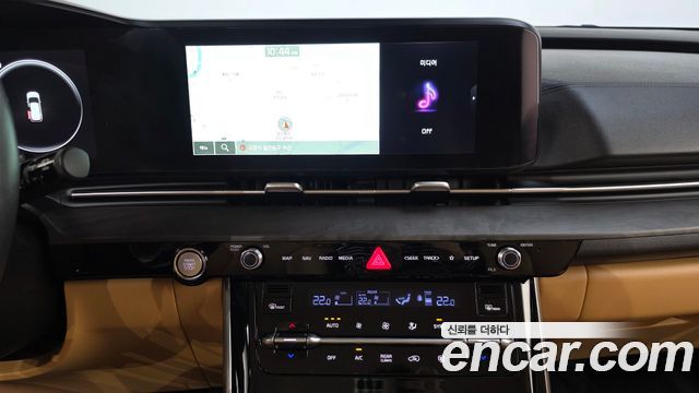 Kia Canival 2023 — photo 20
