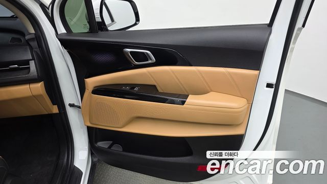 Kia Canival 2023 — photo 15