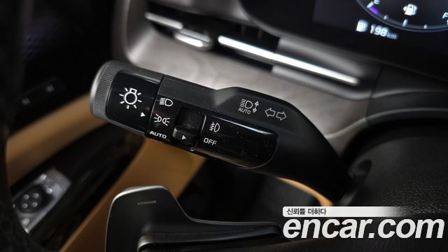 Kia Canival 2023 — photo 30