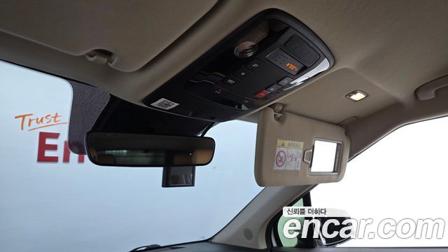 Kia Canival 2023 — photo 32