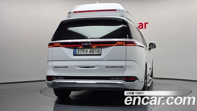 Kia Canival 2021 — photo 4