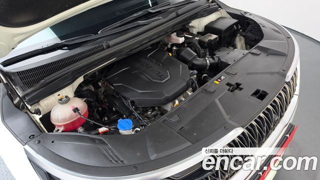 Kia Canival 2021 — photo 6