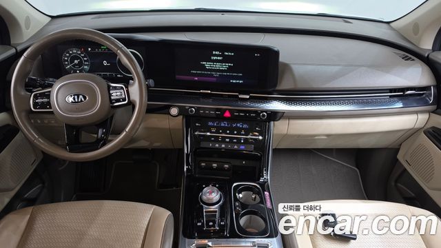 Kia Canival 2021 — photo 10