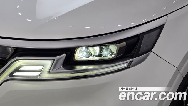 Kia Canival 2021 — photo 8