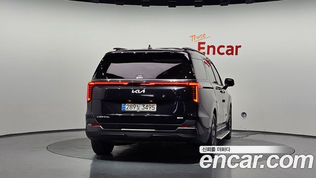 Kia Canival 2025 — photo 4