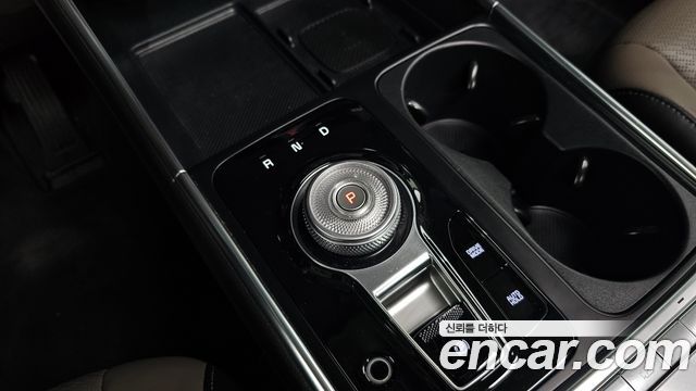 Kia Canival 2025 — photo 12