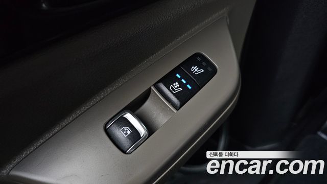 Kia Canival 2025 — photo 25