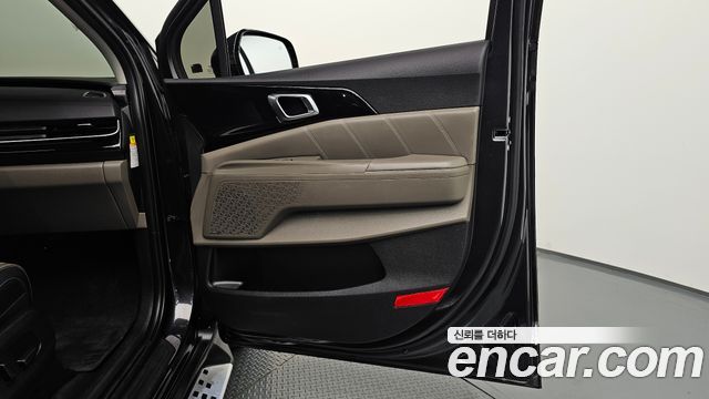 Kia Canival 2025 — photo 15
