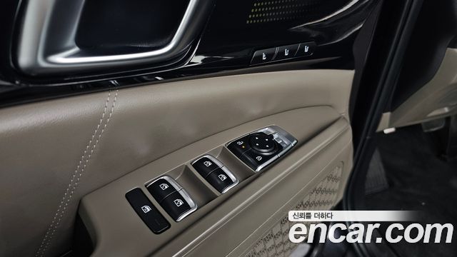 Kia Canival 2025 — photo 28