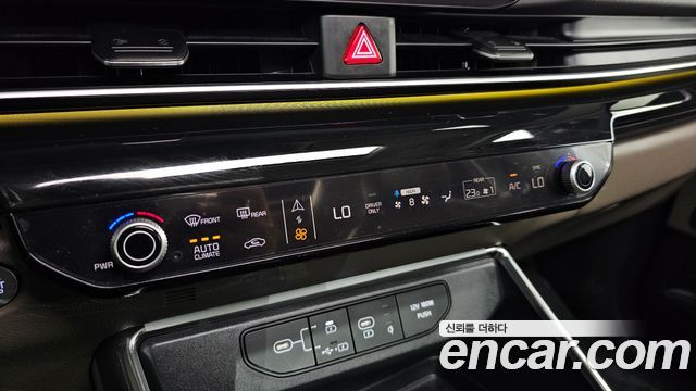 Kia Canival 2025 — photo 36