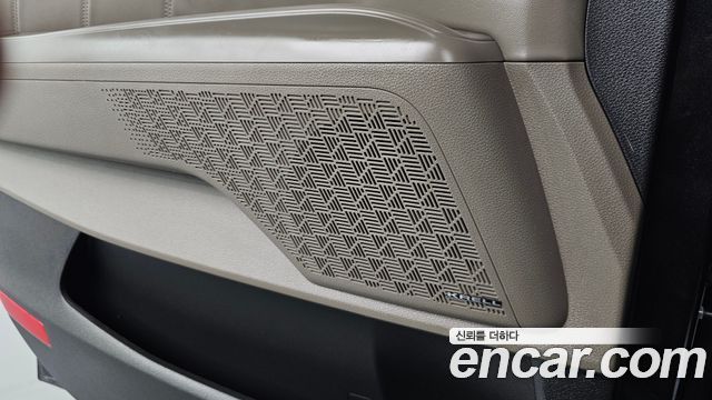 Kia Canival 2025 — photo 38