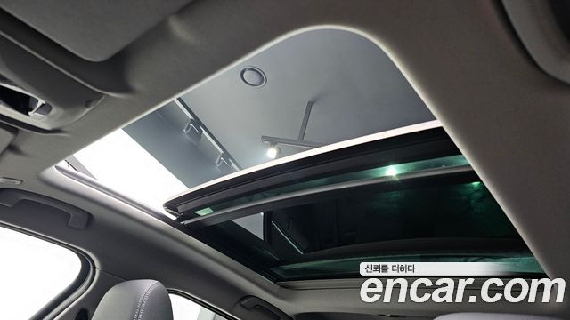 BMW 1-Series 2022 — photo 18