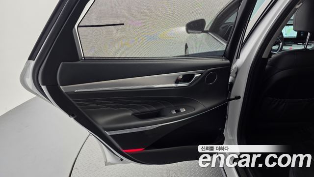 Hyundai Grandeur 2022 — photo 15