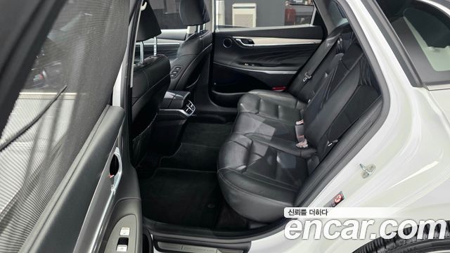 Hyundai Grandeur 2022 — photo 16