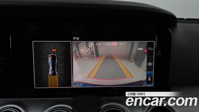 Mercedes-Benz E-Class 2018 — photo 19