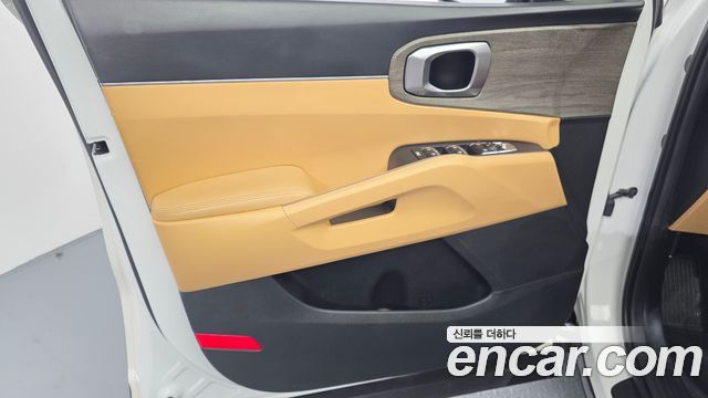 Kia Sorento 2023 — photo 14